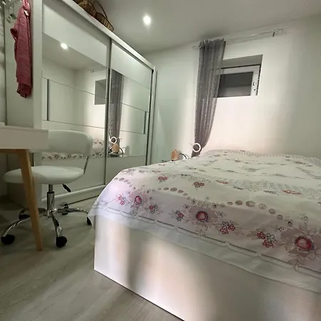 Senzor Apartment *